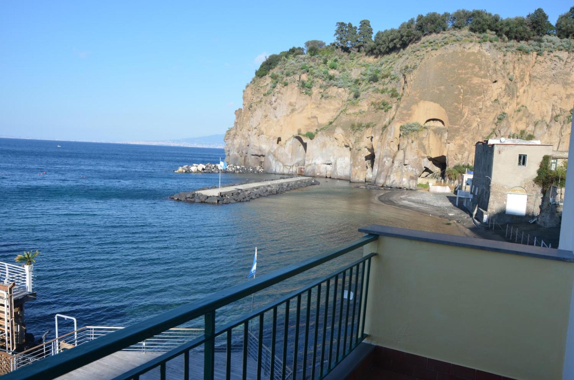 Apartamento Seainside House - Penisola Sorrentina Piano di Sorrento Exterior foto